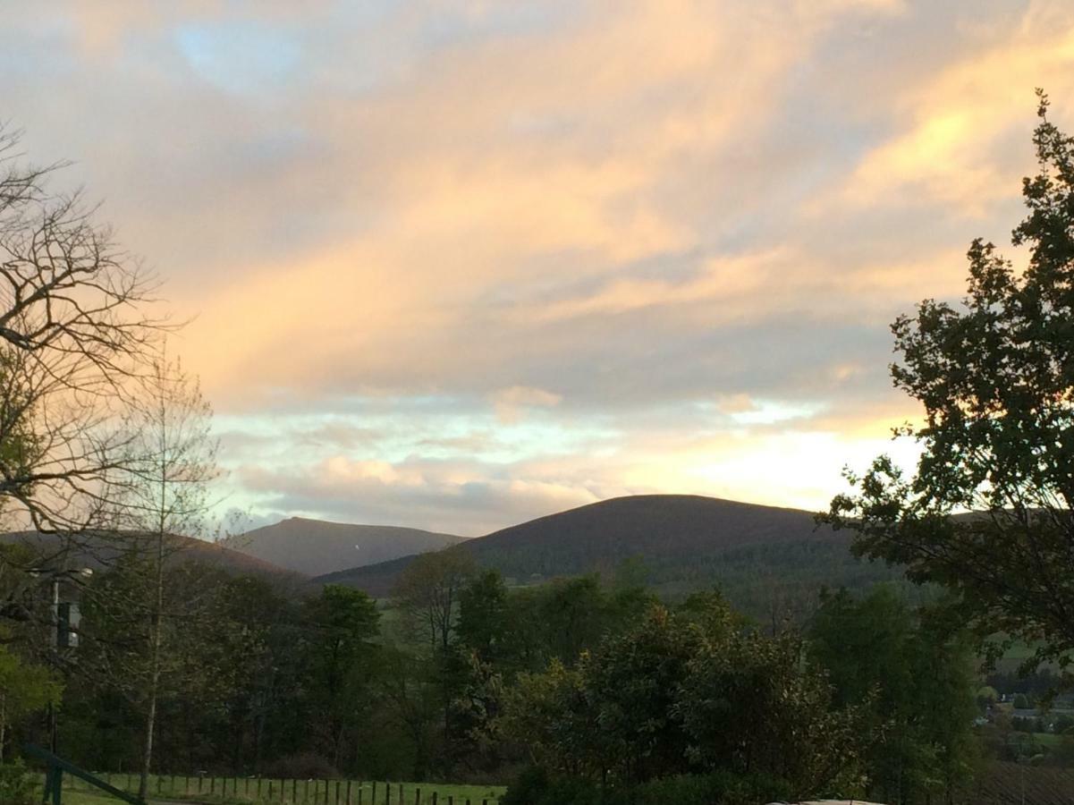 Parkmore Holiday Cottages Dufftown Exteriér fotografie